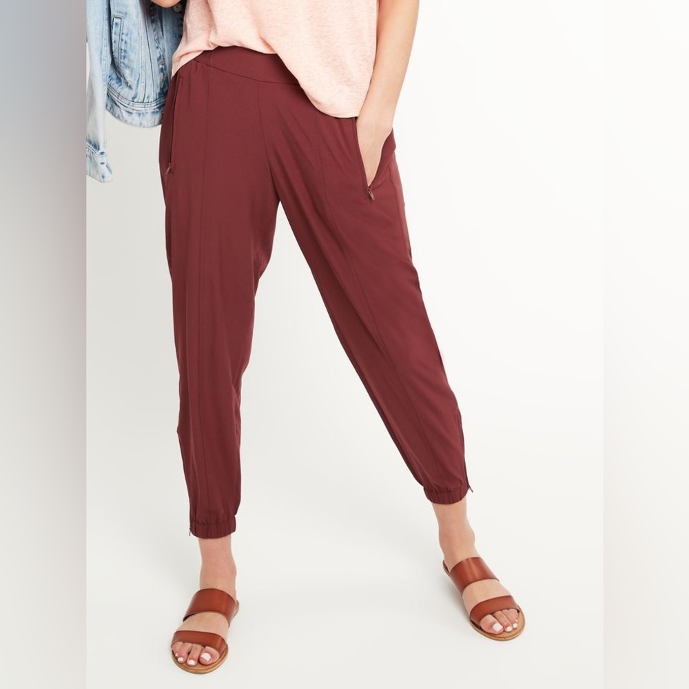 Old Navy Women's Maroon Joggers